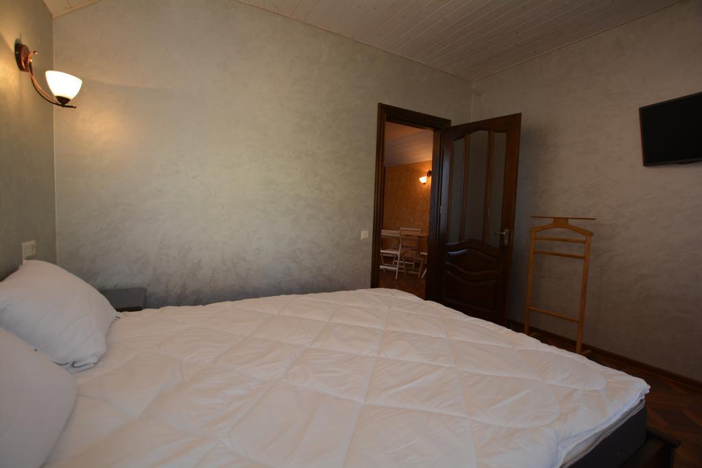 Vila Zolota Rybka Skhidnytsia Pokoj fotografie