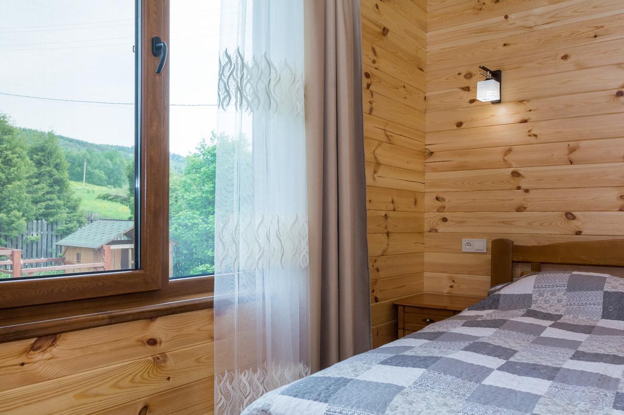 Vila Zolota Rybka Skhidnytsia Exteriér fotografie